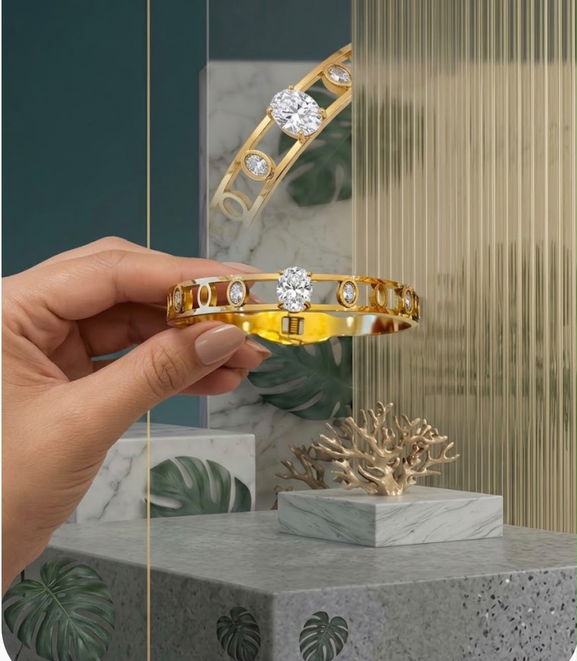 Single crystal Bangle