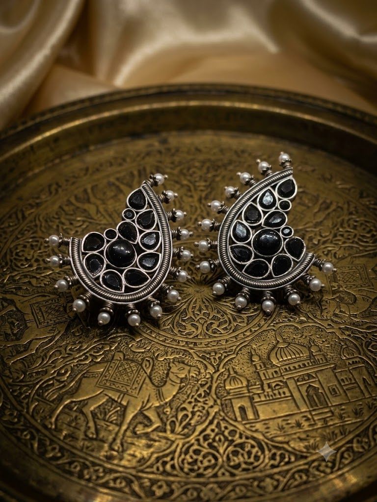 Oxidised Statement Earcuff with Black Stone