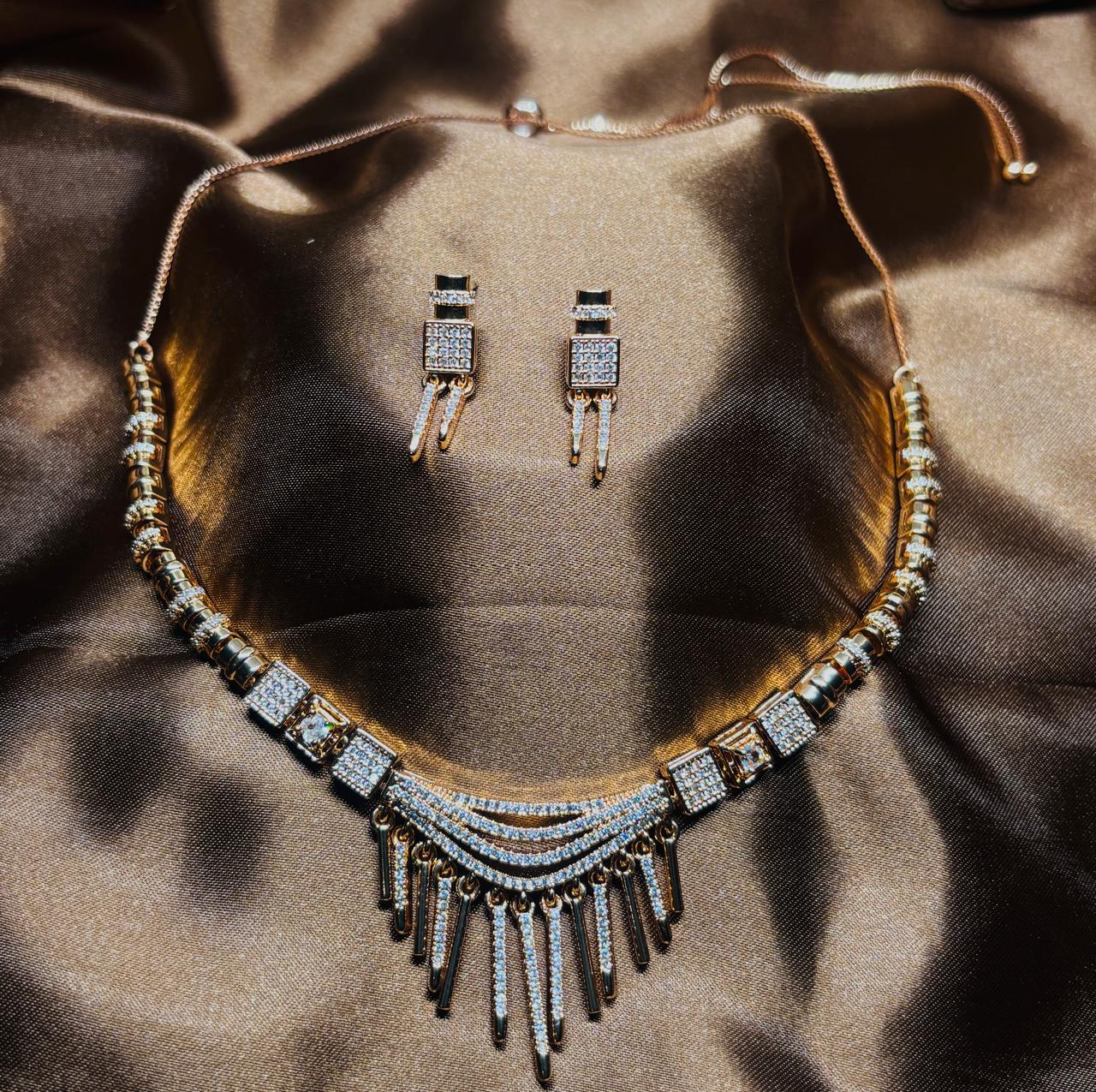 GALA-AD Necklace with earring rose gold base
